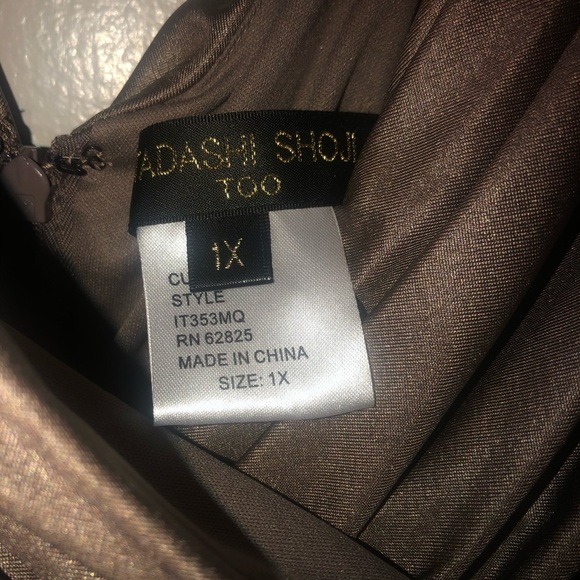 Tadashi Shoji Plus Size Cocktail/Evening Dress in Taupe - Picture 6 of 10